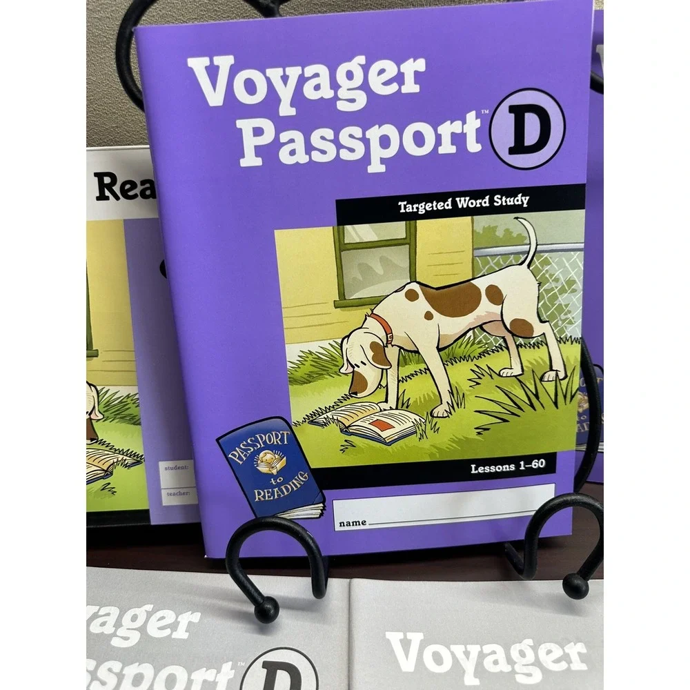 Voyager Passport D. Student Reading Pack